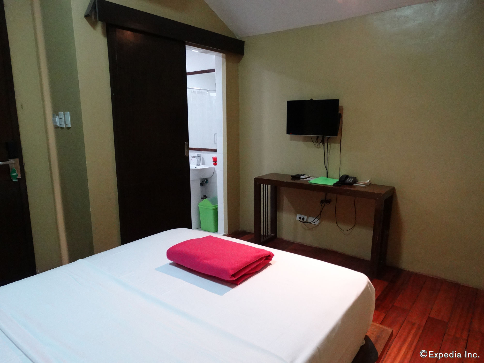 Paranaque City パープル ツリー ベッド ＆ ブレックファースト Bed & Breakfast エクステリア 写真